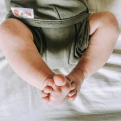 Embe PREEMIE 4-6lbs Swaddle Wrap, Convertible