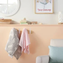 Front Page 32 Plush Embossed Baby Blanket Hearts - Cloud Island™ Pink