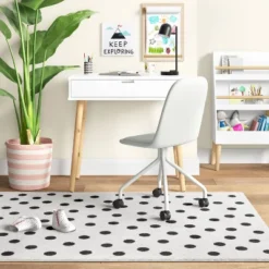 Polka Dot Kids' Rug - Pillowfort™