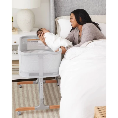 Skip Hop Cozy-Up 2-in-1 Bedside Sleeper & Bassinet 6 Skip Hop Cozy-Up 2-in-1 Bedside Sleeper & Bassinet - Image 4
